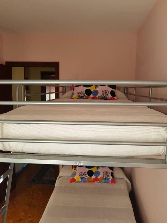 Apartamento Muy Amplio, Con Wifi Y A 12 Minutos Del Centro กิฮอน ภายนอก รูปภาพ